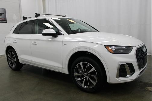 2022 Audi Q5 45 S line Premium Plus