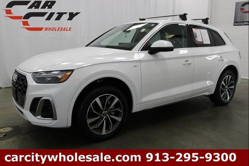 2022 Audi Q5 45 S line Premium Plus