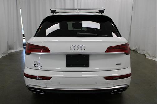 2022 Audi Q5 45 S line Premium Plus