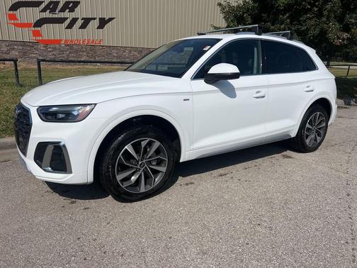 2022 Audi Q5 45 S line Premium Plus