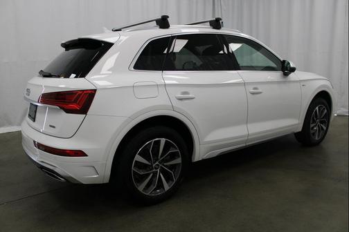 2022 Audi Q5 45 S line Premium Plus