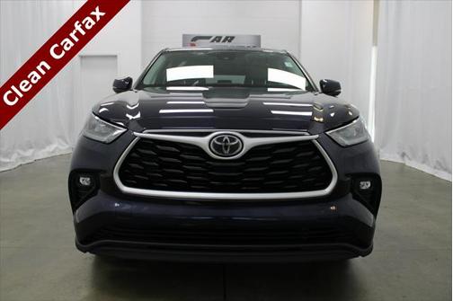 2020 Toyota Highlander LE