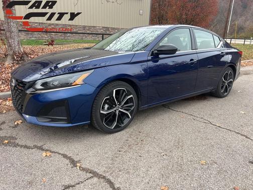 2024 Nissan Altima SR FWD