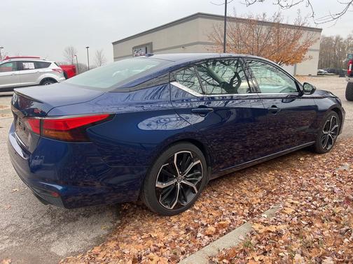 2024 Nissan Altima SR FWD