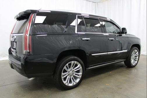 2020 Cadillac Escalade Premium Luxury