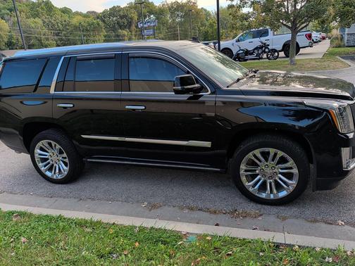 2020 Cadillac Escalade Premium Luxury