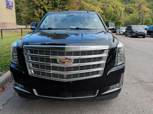 2020 Cadillac Escalade Premium Luxury