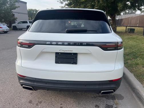 2020 Porsche Cayenne Base