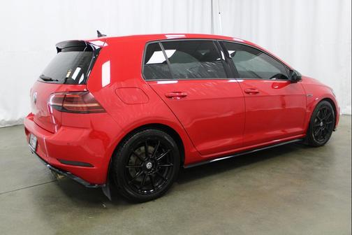 2019 Volkswagen Golf R 2.0T DSG