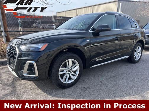 2023 Audi Q5 45 S line Premium