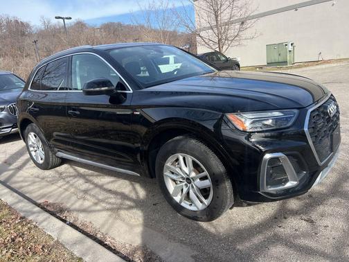2023 Audi Q5 45 S line Premium