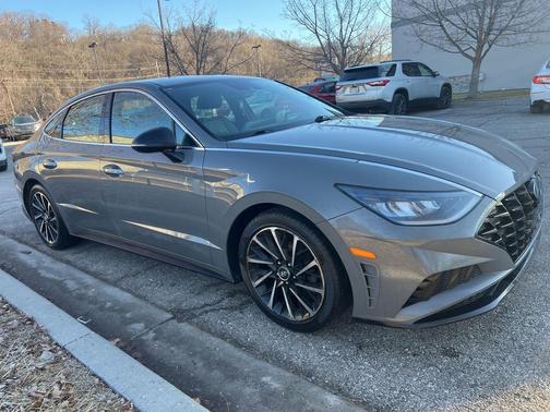 2020 Hyundai SONATA SEL Plus