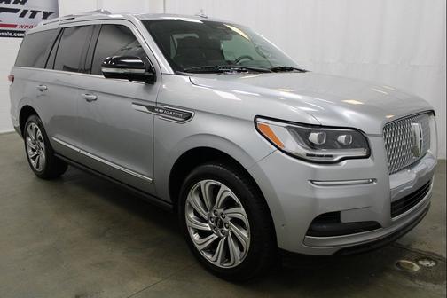 2023 Lincoln Navigator Reserve