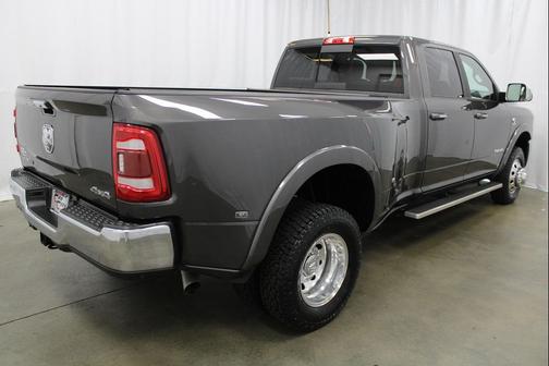 2021 RAM 3500 Laramie Crew Cab 4x4 8' Box