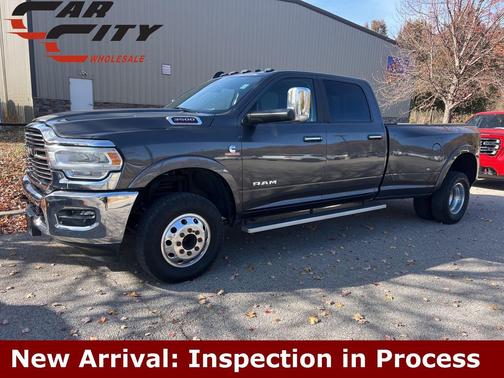 2021 RAM 3500 Laramie Crew Cab 4x4 8' Box