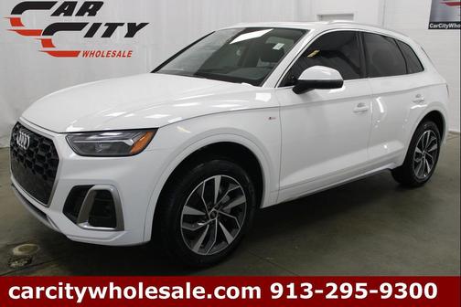 2023 Audi Q5 45 S line Premium Plus