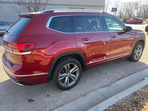 2019 Volkswagen Atlas 3.6L SEL Premium