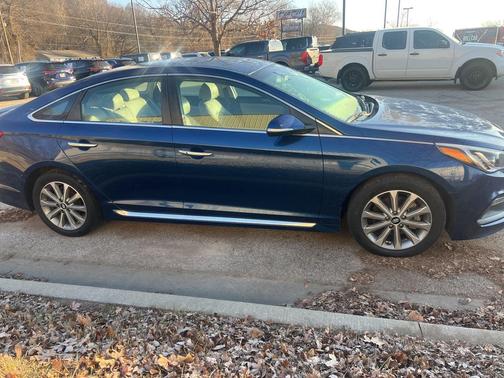 2016 Hyundai SONATA Limited