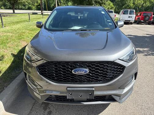 2022 Ford Edge ST Line