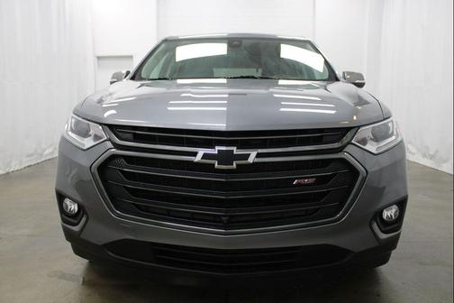 Satin Steel Metallic 2020 Chevrolet Traverse RS
