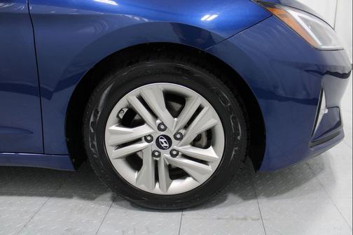 Lakeside Blue 2019 Hyundai ELANTRA SEL