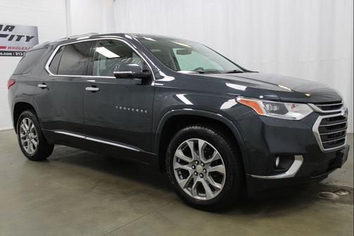 Dark Moon Blue Metallic 2020 Chevrolet Traverse Premier