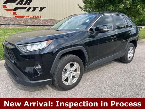 Midnight Black Metallic 2021 Toyota RAV4 XLE