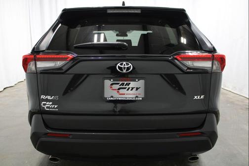 Midnight Black Metallic 2021 Toyota RAV4 XLE