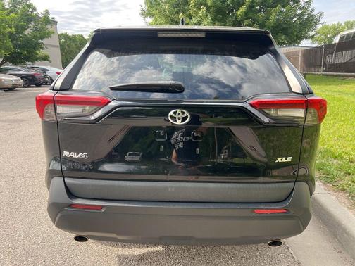Midnight Black Metallic 2021 Toyota RAV4 XLE