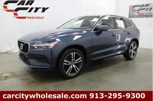 2020 Volvo XC60 T5 Momentum