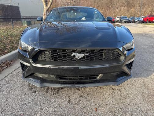 2021 Ford Mustang EcoBoost