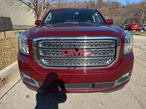 2017 GMC Yukon SLT