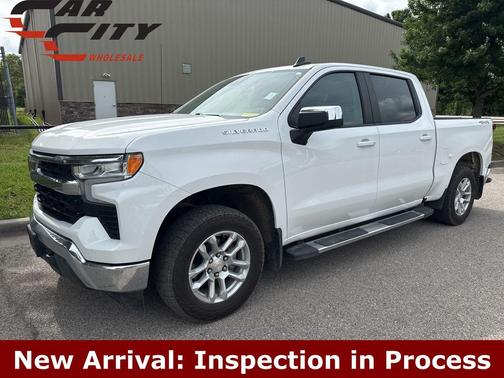 Summit White 2022 Chevrolet Silverado 1500 LT