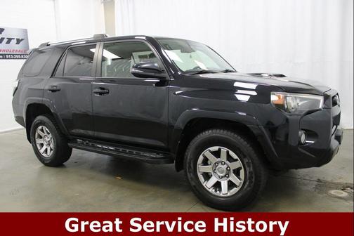 Midnight Black Metallic 2016 Toyota 4Runner Trail Premium