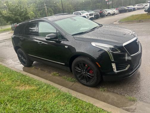 2023 Cadillac XT5 Sport