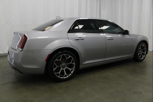 2018 Chrysler 300 S
