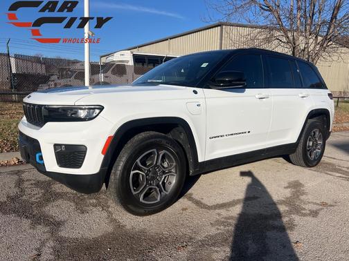 2022 Jeep Grand Cherokee 4xe Trailhawk