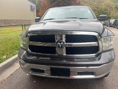 2018 RAM 1500 SLT