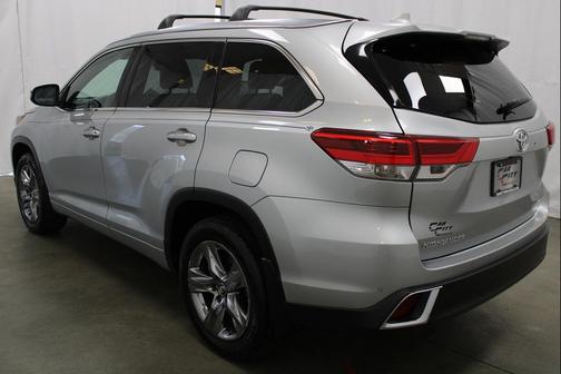 2018 Toyota Highlander Limited Platinum