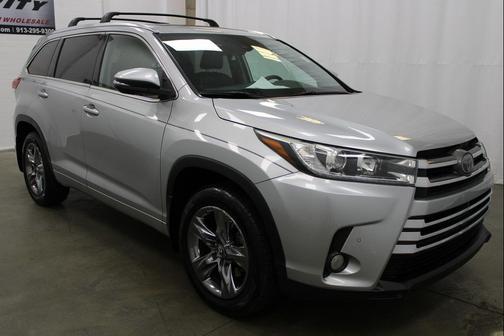 2018 Toyota Highlander Limited Platinum