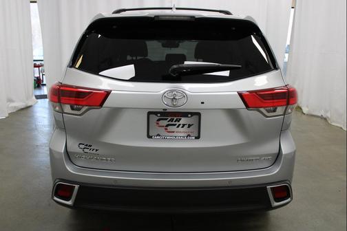 2018 Toyota Highlander Limited Platinum