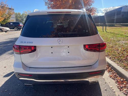 2021 Mercedes-Benz GLB 250 Base