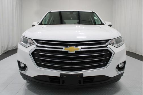 Summit White 2018 Chevrolet Traverse LT Cloth