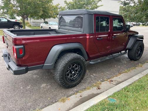 2021 Jeep Gladiator Sport