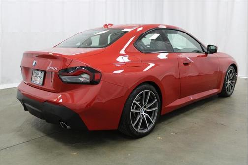 2024 BMW 230 i