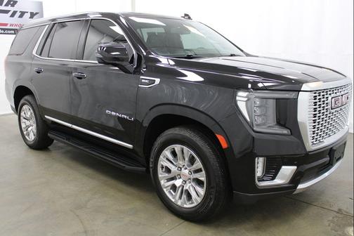 Onyx Black 2022 GMC Yukon Denali
