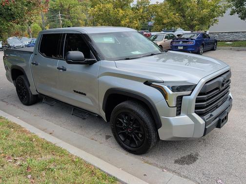 2023 Toyota Tundra SR5