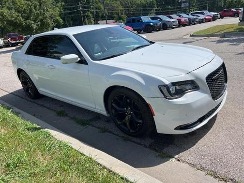 2021 Chrysler 300 S