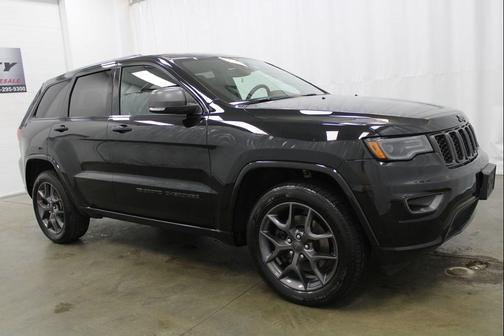 Diamond Black Crystal Pearlcoat 2021 Jeep Grand Cherokee 80th Anniversary 4x4