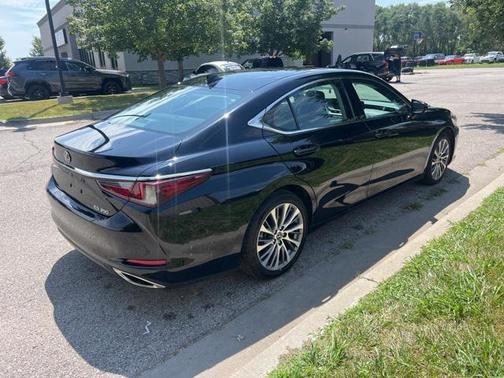 2019 Lexus ES 350 Base